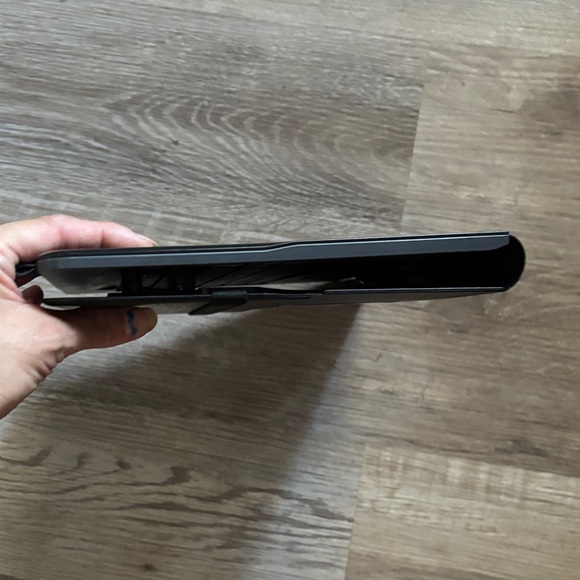 Logitech Universal Folio With Keyboard Case - Picture 10 of 11